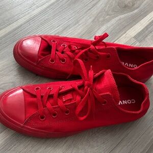 Converse Vibrant Red Sneakers Mens size 8 women’s size 10